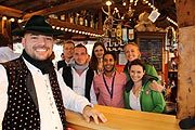 "Biermann´s Schnapsi Bar" Schnäpse, Longdrinks und Cocktails mitten in der Kreuzung Schaustellerstraße  / Ecke Staße 4 - neu vom "Beim Biermann" auf dem Oktoberfest 2016